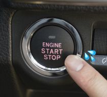 車のエンジンがかからない 8つの原因と自力でできる対処法とは 廃車の窓口